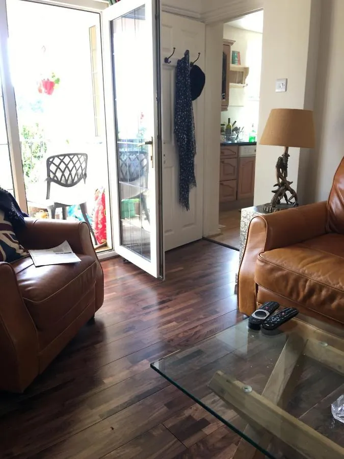 Wynberg House Bed & Breakfast Swansea
